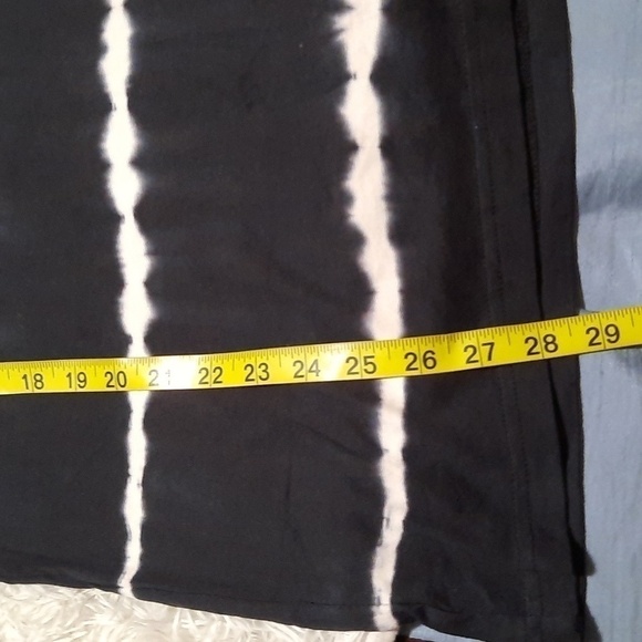 DENIM & Flower Top - Picture 6 of 7